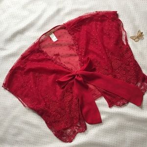 red lace tie crop top